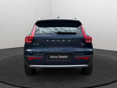 Volvo XC40 B3 Core 2026 / Essence (2025) - Foto 6
