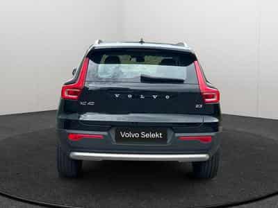Volvo XC40 B3 Core 2026 / Essence (2025) - Foto 4