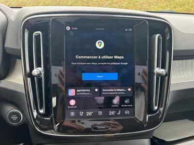Volvo XC40 B3 Core 2026 / Essence (2025) - Foto 15