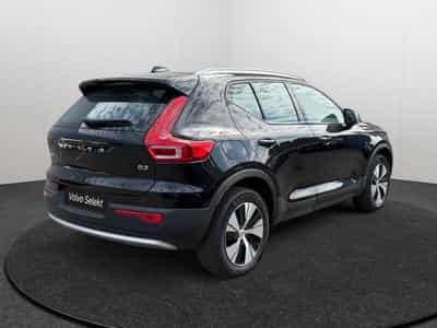 Volvo XC40 B3 Core 2026 / Essence (2025) - Foto 2