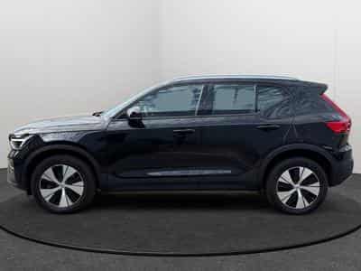Volvo XC40 B3 Core 2026 / Essence (2025) - Foto 4