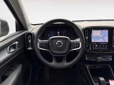 Volvo XC40 B3 Core 2026 / Essence (2025) - Foto 12