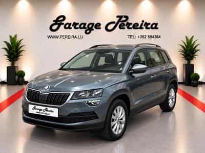Skoda Karoq 2.0 TDI 150 CANTON NAVI 1 HAND (2022) - Foto 2