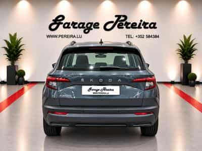 Skoda Karoq 2.0 TDI 150 CANTON NAVI 1 HAND (2022) - Foto 4