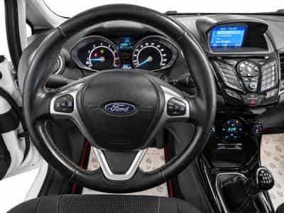 Ford Fiesta 1.0 100 ECOBOOST NAVI (2017) - Photo 6