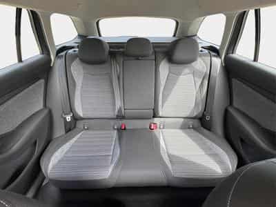 Skoda Superb Selection 2.0 TDI DSG7 110kW-150CV - Attelage - (2025) - Photo 10