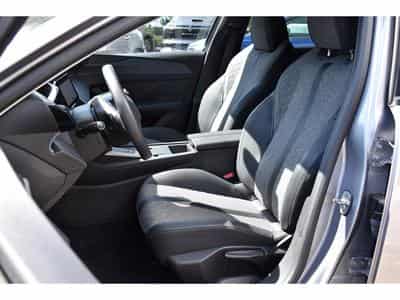 Peugeot 408 1.2 Allure EAT8 ACC LANE GPS CAM 1° MAIN (2024) - Photo 6