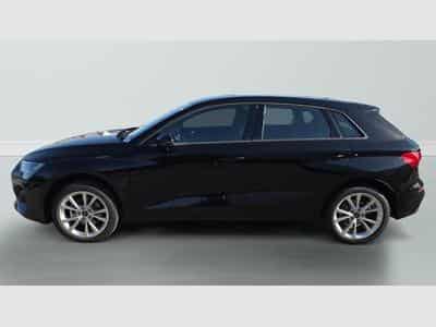 Audi A3 TFSI Mild Hybrid 150 S tronic 7 Design (2026) - Photo 4