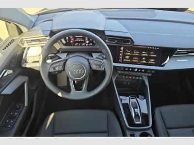 Audi A3 TFSI Mild Hybrid 150 S tronic 7 Design (2026) - Photo 13