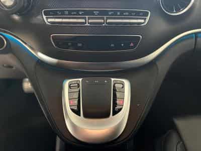 Mercedes V 300 4Matic 9G-TRONIC Long / L2 7 places Avantgarde Pack AMG Line (2023) - Foto 15