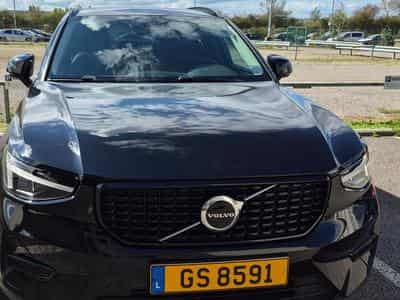 Volvo XC40 VOLVO XC40 T2 automatic Essence Plus Dar (2022) - Photo 2