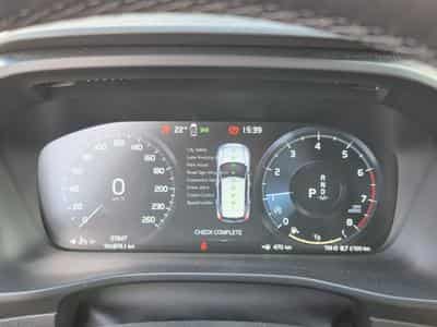 Volvo XC40 VOLVO XC40 T2 automatic Essence Plus Dar (2022) - Photo 8