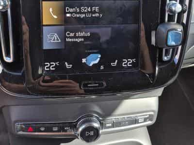 Volvo XC40 VOLVO XC40 T2 automatic Essence Plus Dar (2022) - Photo 9