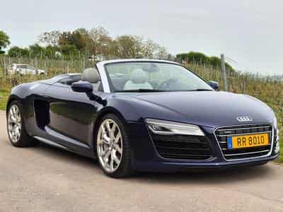 Audi R8 V10 S-tronic (2012) - Photo 1