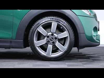 MINI Cooper hatch 60years Edition Steptronic DCT 7 (2020) - Photo 10