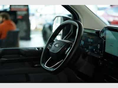 Ford Autres 320 L2 Tourneo Titanium FWD *9-Sitzer (2025) - Foto 15