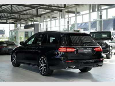 Mercedes E 400 d 4M T AMG Line 2H *19*GSD*Night*360°*AHK (2023) - Photo 9