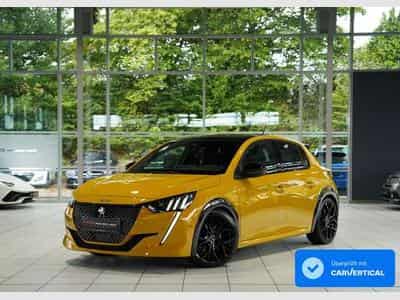 Peugeot 208 GT Pack 1.Hand *Pano *Kamera *AHK *LED *SHZ (2022) - Photo 1