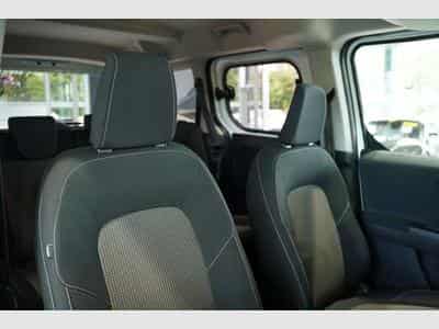 Ford Tourneo 1.0 EcoBoost Trend (2025) - Photo 10