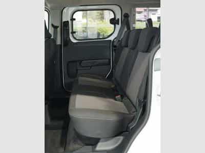 Ford Tourneo 1.0 EcoBoost Trend (2025) - Photo 15