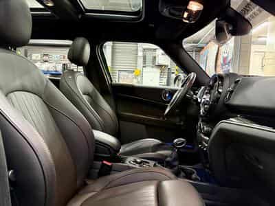 Mini Countryman Countryman Cooper SE 1.5 220cv Auto ALL4 ToitO+P/Cuir (2023) - Foto 8