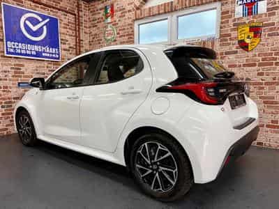 Toyota Yaris Yaris 1.5 Hybrid 92cv Auto TEAM DEUTSCHLAND (2023) - Photo 2