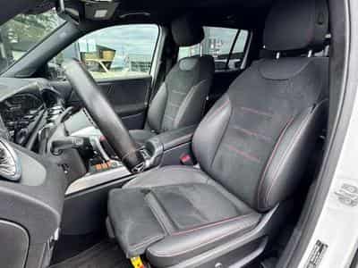 Mercedes GLB 200 GLB 200 7G-DCT Edition AMG Line (2025) - Photo 8