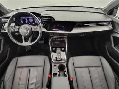 Audi A3 30 TFSI Business Edition Attraction S tronic (2023) - Photo 8