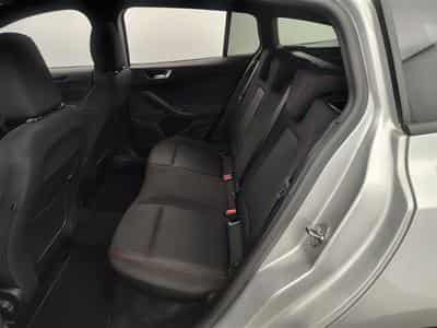 Ford Focus 1.0 EcoBoost 125Cv ST-Line NAVI / FULL LED / CARPLAY (2024) - Photo 13