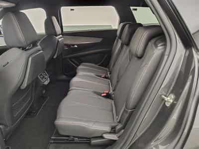 Peugeot 5008 1.2 PureTech GT AUTO/S-CUIR/NAVI/FULL LED/JA18/PDC (2024) - Photo 13