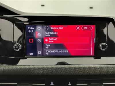 VW Golf 1.5 TSi 130Cv R-Line CARPLAY / FULL LED / ALU (2024) - Photo 11