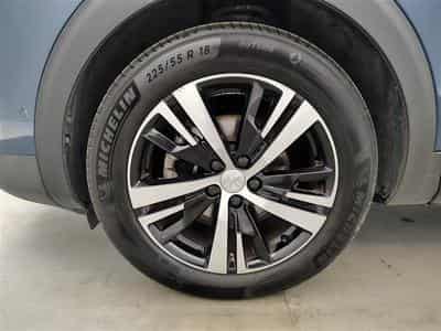 Peugeot 5008 1.2 PureTech 130Cv EAT8 GT 7PL / S-CUIR / NAVI / CAMERA (2023) - Photo 6