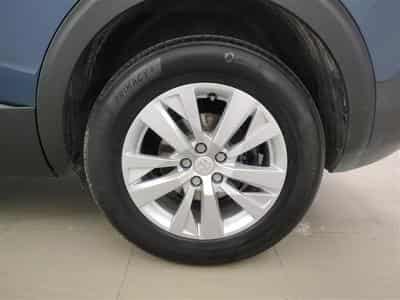 Peugeot 5008 1.2 PureTech 130cv EAT8 Active Pack 7pl. NAVI / FULL LED (2022) - Foto 6