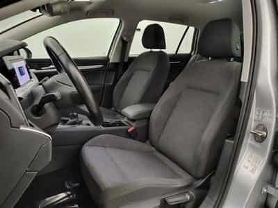VW Golf Golf SW 1.0 TSI Life Business OPF (2022) - Foto 7