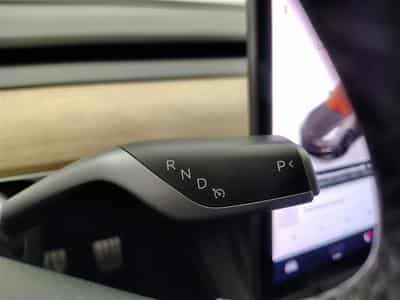 Tesla Model 3 Dual Motor AWD NAVI / FULL LED / PANO / CAMERA 360° / JA 20" (2023) - Foto 12