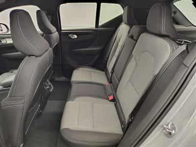 Volvo XC40 1.5 T2 Core Geartronic NAVI/FULL LED/JA17/PDC (2024) - Photo 13