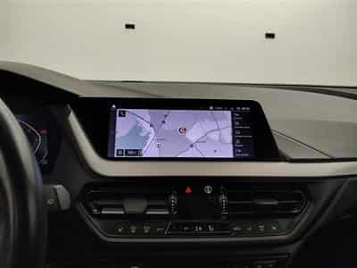 BMW 118 iA Pack M NAVI / FULL LED / S-CUIR (2023) - Photo 11