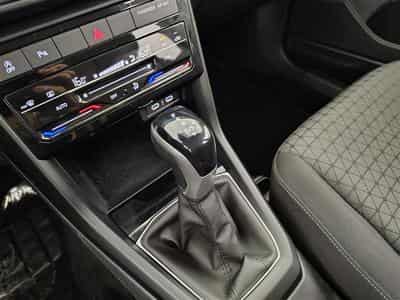 VW T-Cross 1.0 TSI Life DSG Navi Cockpit / PDC av+ar (2023) - Photo 12