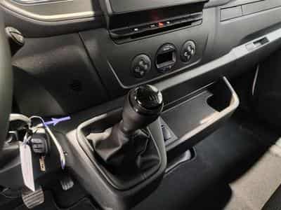 Renault Master 2.3 dCi 35 L2H2 Grand Confort NAVI / CLIM (2023) - Foto 13