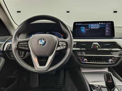 BMW 520 Touring 520eA PHEV Cuir / Navi / Led (2022) - Photo 9