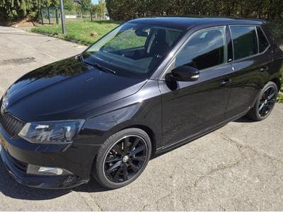 Skoda Fabia Monte Carlo Black Edition (2018) - Photo 1