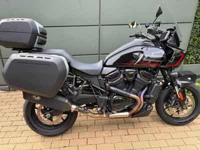 Harley-Davidson Pan America Pan America ST (2025) - Photo 1