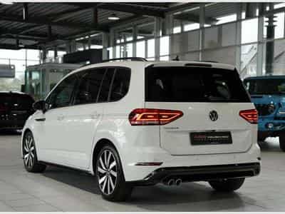 VW Touran R Line *ACC *Pano *Standhzg *AHK *Kamera (2021) - Photo 10