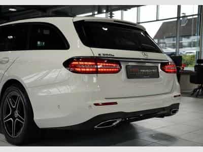 Mercedes E 300 e T AMG Line *Pano *BURM *Night (2021) - Photo 15