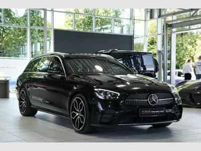 Mercedes E 300 d T 4M AMG Line *2.H *19 *GSD *AHK *MwSt. (2021) - Photo 5