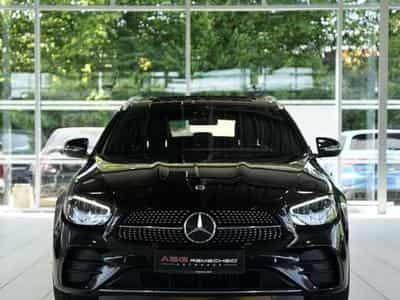 Mercedes E 300 d T 4M AMG Line *2.H *19 *GSD *AHK *MwSt. (2021) - Photo 3