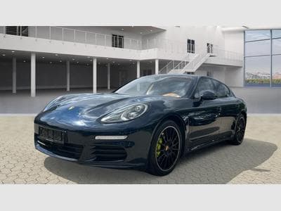 Porsche Panamera 3.0 S HYBRID (2015) - Foto 1