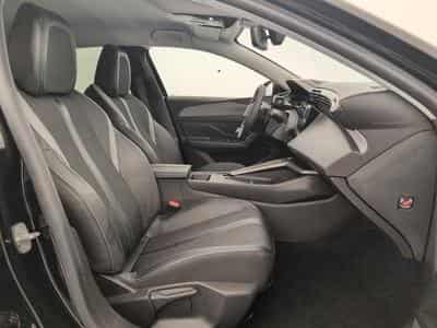 Peugeot 308 Hybrid 145 e-DCS6 Allure (2025) - Foto 9