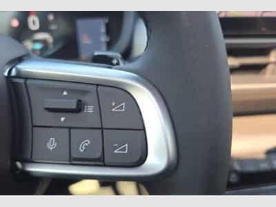 Jeep Avenger 1.2 Turbo T3 110 ch e-Hybrid BVR6 Summit (2025) - Foto 15
