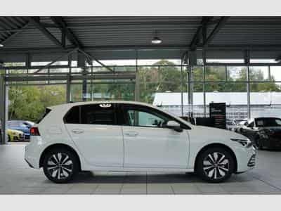 VW Golf 2.0 TDI Move *ACC *Kamera *AHK *Digital (2024) - Photo 6
